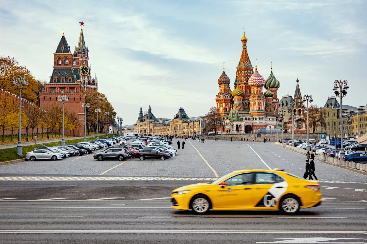 В Подмосковье изменили правила допуска водителей к работе в такси